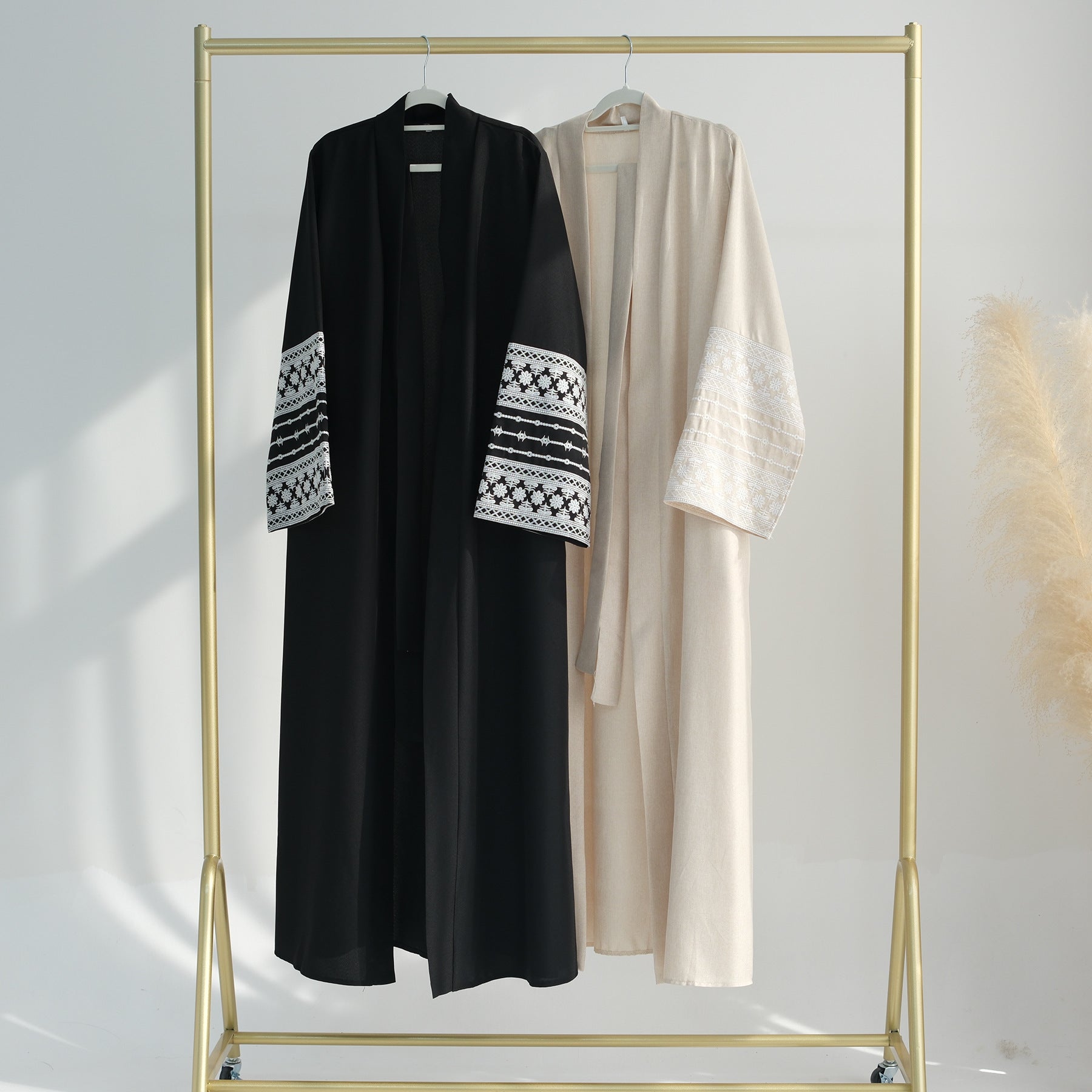 Loriya 2024 Elegant Embroidered Cardigan Robe LR701