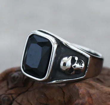 Personalized Men's Retro Titanium Steel Jewel Ring